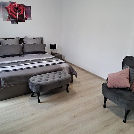 Апаратамент Deluxe1 Apartment Saints Constantine and Helena Exterior photo