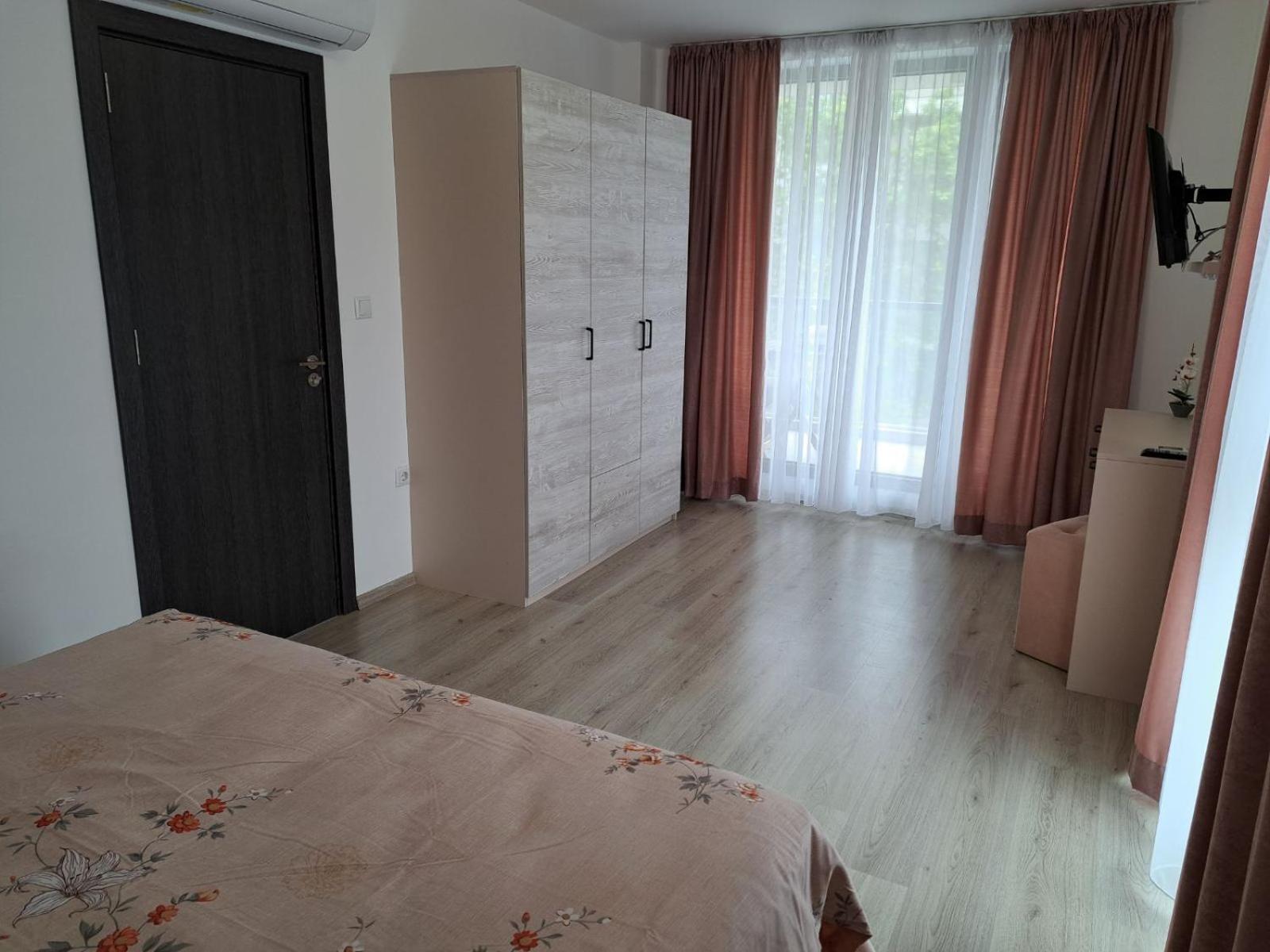 Апаратамент Deluxe1 Apartment Saints Constantine and Helena Exterior photo